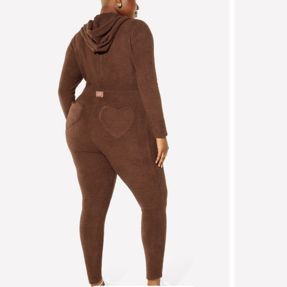 Pet Me Heart Pocket Onesie - Picture 6 of 10